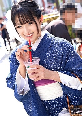 INSTV-576 Michuki-chan (24) Asakusa Date With An Older Boyfriend She Dating On SNS Raw Saddle Personal Shooting