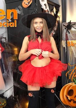 English sub Kin8tengoku KI-3943 Halloween Special / Skyla Halloween Special Let's Play With Anal On Halloween Skyla / Skyla