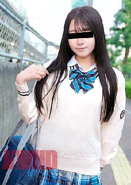 10musume 10-081926-01 On the train : Yuka Negishi Playing tricks on the uniformed girl on the train Yuka Negishi